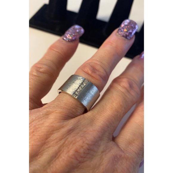 Brushed Silver Minimalist Band with CZ's Size 7 - Picture 3 of 3